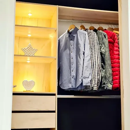 Modern Studio Apartment 113 With Balcony