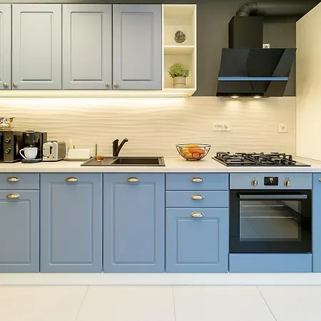 Modern 113 With Balcony *