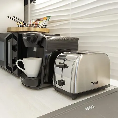 Modern 113 With Balcony Appartement Boekarest