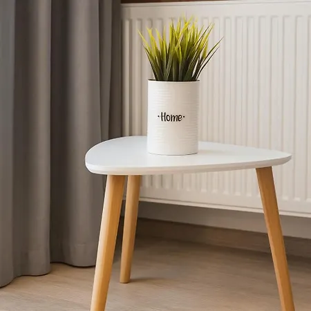 Modern 113 With Balcony Boekarest