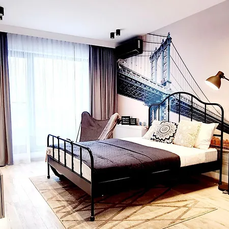 Bridge 113 - Studio Apartment With Free Parking & Flexible Check-In, Sector 6 Bucarest