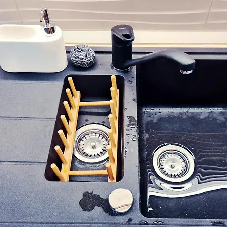 Modern Studio Apartment 113 With Balcony *