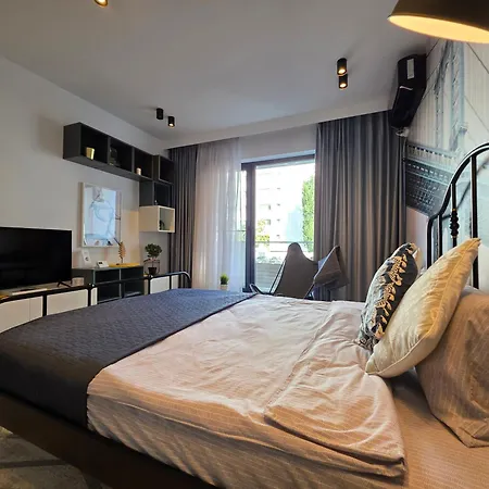 Apartamento Modern 113 With Balcony