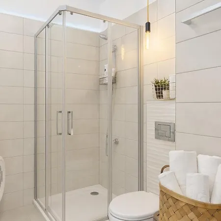 Daire Modern 113 With Balcony