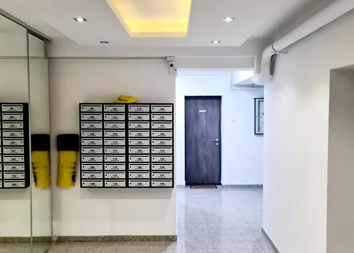 Modern 113 With Balcony