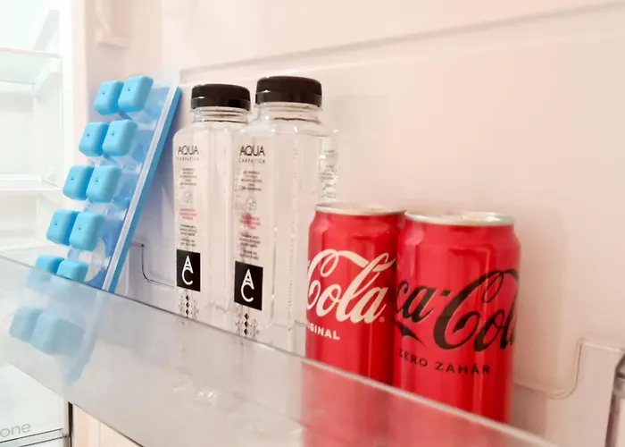 Modern 113 With Balcony Апартаменти Бухарест