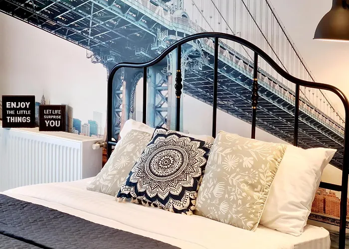 Апартаменти Modern 113 With Balcony Бухарест