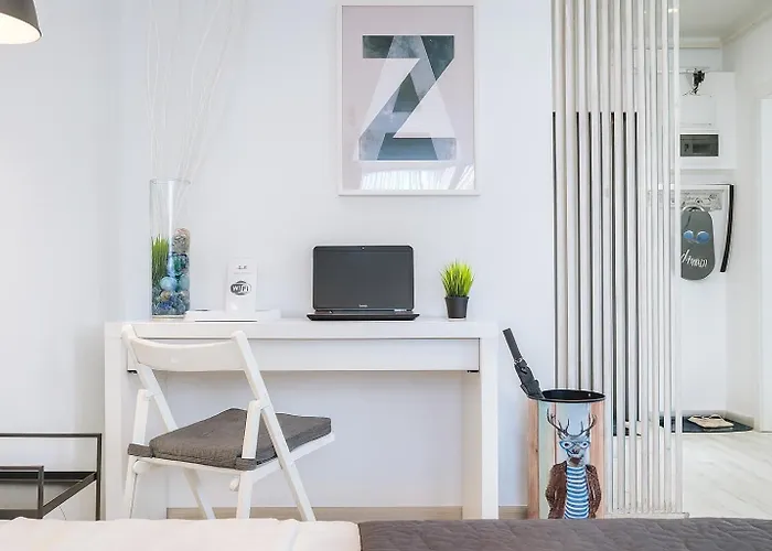 Modern 113 With Balcony