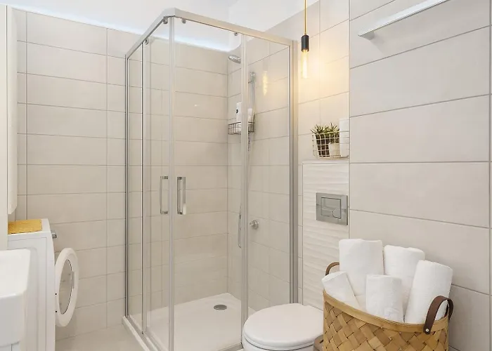 Apartament Modern 113 With Balcony