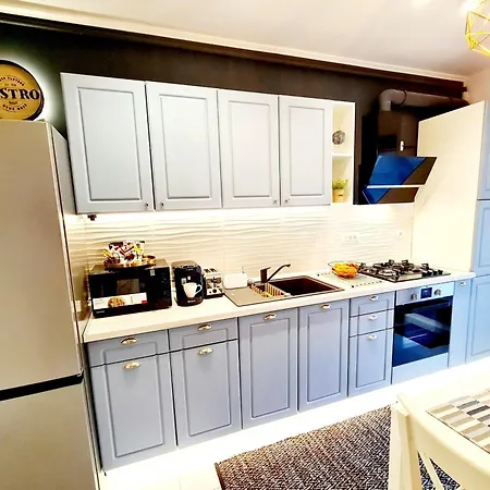 Modern Studio Apartment 113 With Balcony